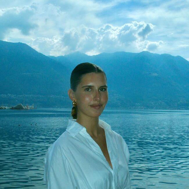 Babysitter in Seixal: Bruna