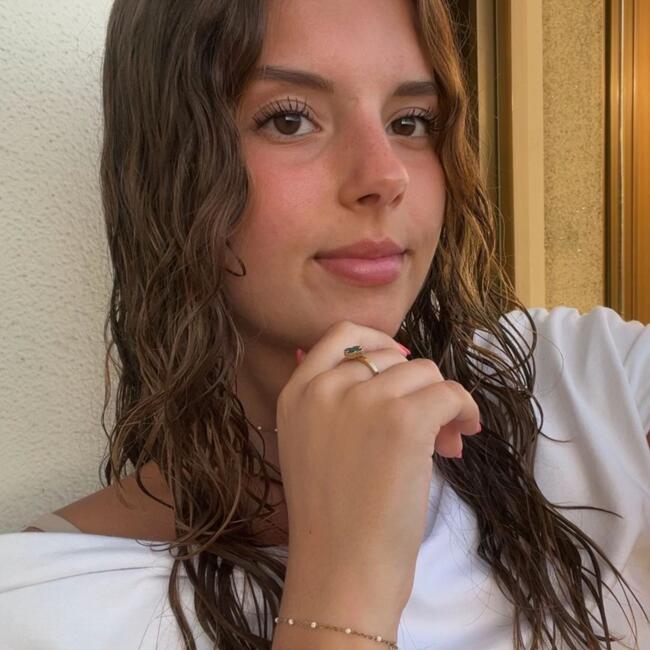 Babysitter in Vizela (Distrito de Braga): Nadia