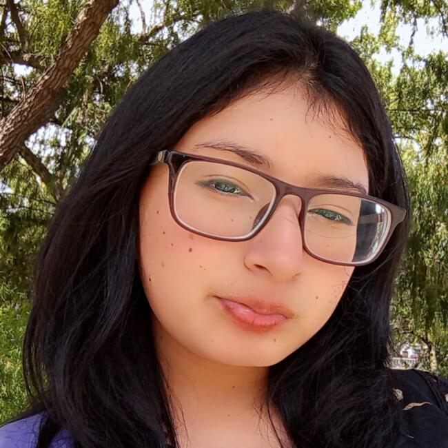Baby-sitter in Cuenca: Mayra Regina