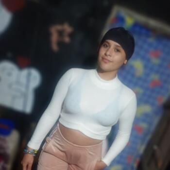 Niñera en Diamante: Amorina