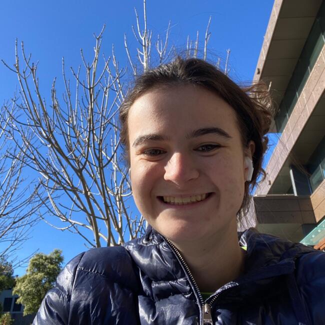 Babysitter in Sydney: Maggie