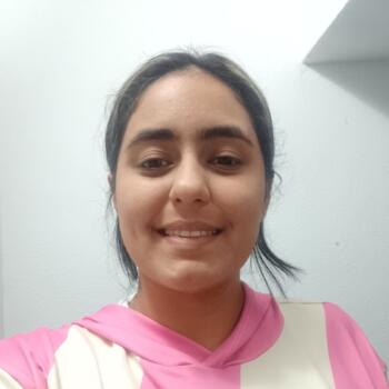 Babysitter in Seseña: Laura