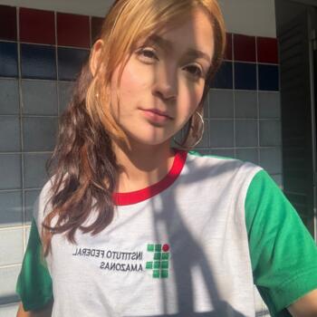 Babysitter in Manaus: Beatriz