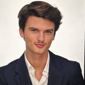 Babysitter in London: Tom