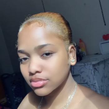 Baby-sitter in Albi: Awilda