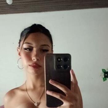 Babysitter in San Miguel: Vicky