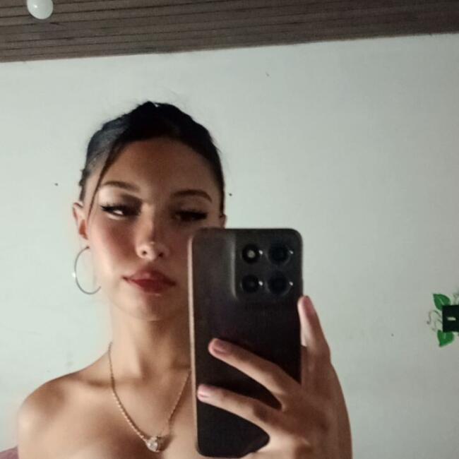 Babysitter in San Miguel: Vicky