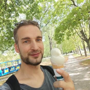 Babysitter in Vienna: Samuel