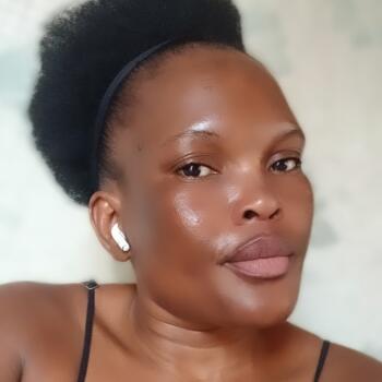 Babysitter Springs: Boitumelo