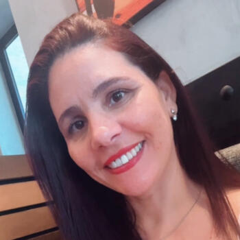 Babysitter Senador Canedo: Denise