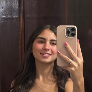 Babá em Santo André: Livia