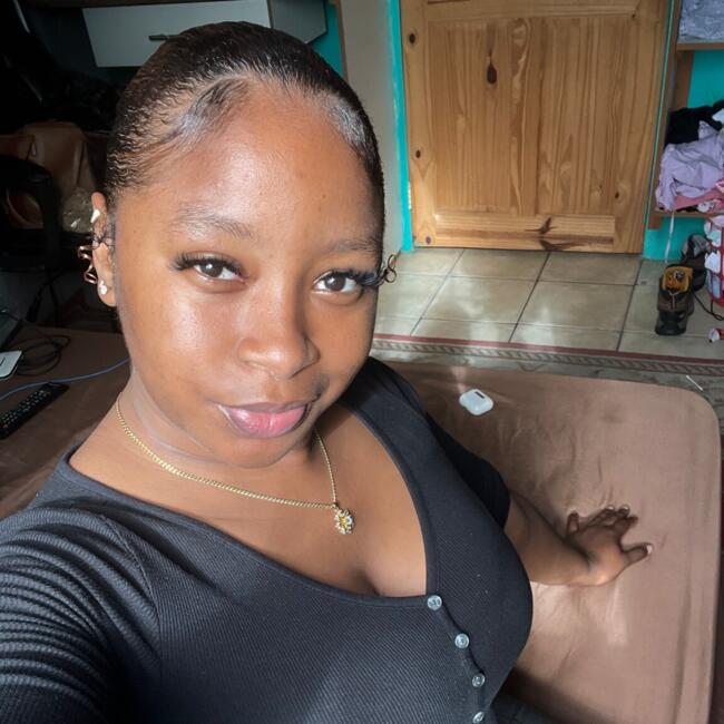 Babysitter in Chaguanas: Jada