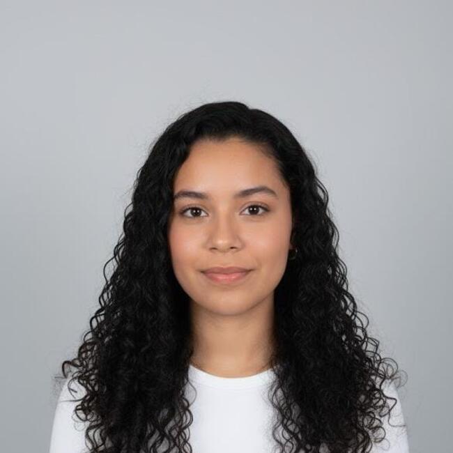 Babysitter in Medellín: Valeria