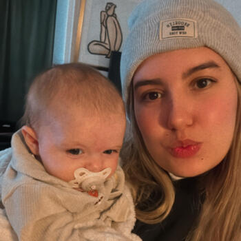 בייביסיטר ב- לוקסמבורג: Luana