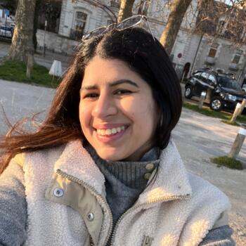 Babysitter in Pioz: Julianyeli