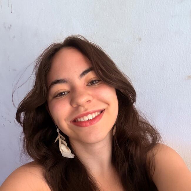 Babysitter in Recife: Maria Luiza