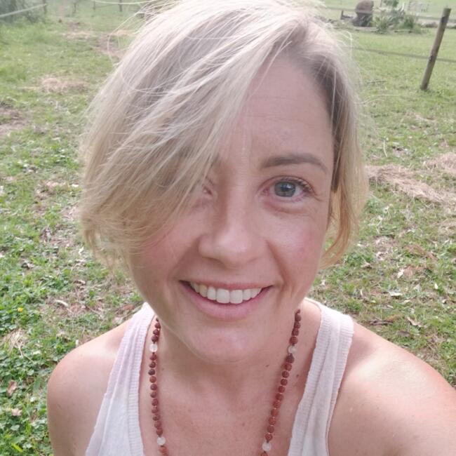 Babysitter in Sunshine Coast: Eliza