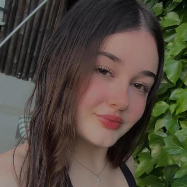 Babysitter in Madrid: Esther