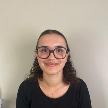 Babysitter in Colomiers: Alix