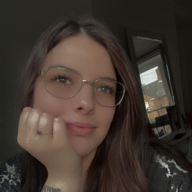 Babysitter in Leicester: Katie