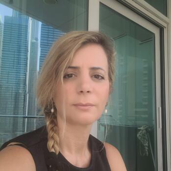 Nanny job in Dubai: babysitting job Sissi