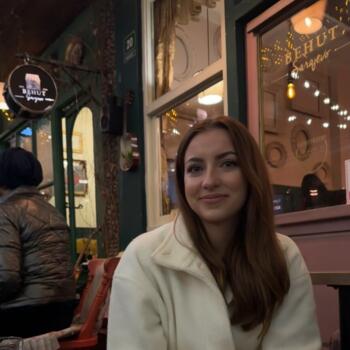 Babysitter in Ljubljana: Nejla