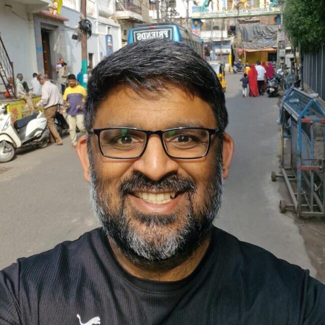 हैदराबाद में बेबीसिटिंग की नौकरी: Phanendhara