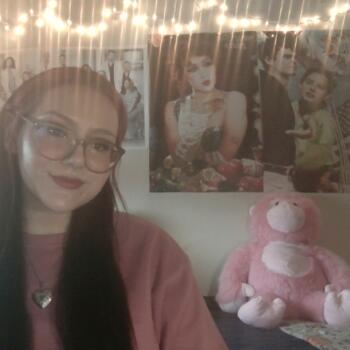 Babysitter in Albany: Gianna