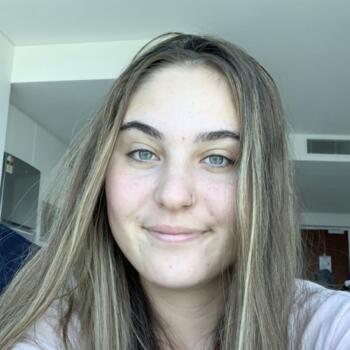 Babysitter in Bundaberg: Nikola
