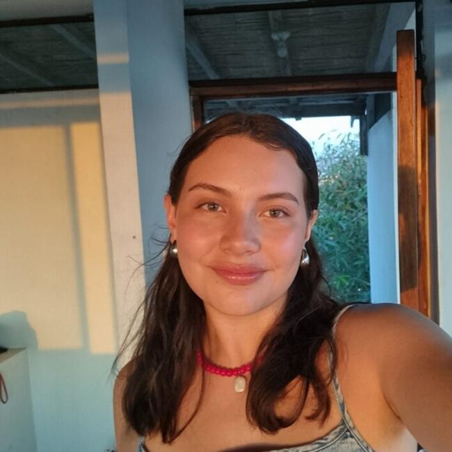 Babysitter in Porto: Ana