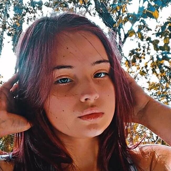 Babysitter in São Domingos (São Domingos): Bethina