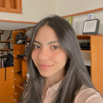 Niñera en Chía: Valeria