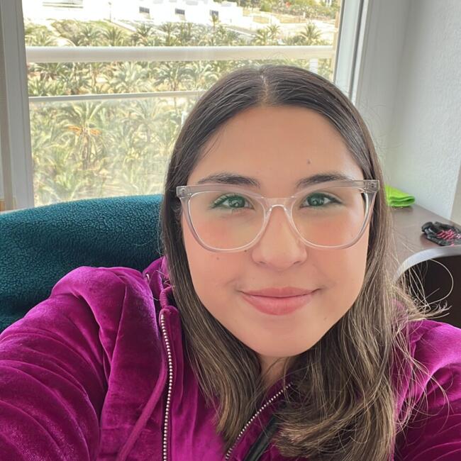 Nanny in Elche: Ximena