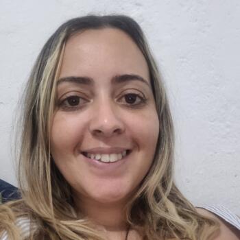 Babysitter in Potim: Natália