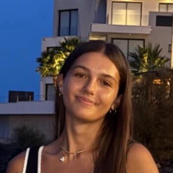 Baby-sitter Cazouls-d'Hérault: Eléa