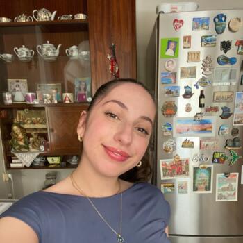 Babysitter στην περιοχή Νέα Σμύρνη: Κλαούντια