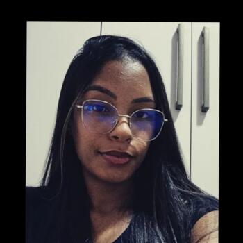 Babá em Montes Claros: Suellen