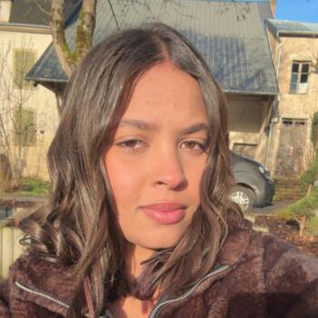 Babysitter Lenningen: Yara