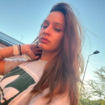 Baby-sitter Sartrouville: Lorena