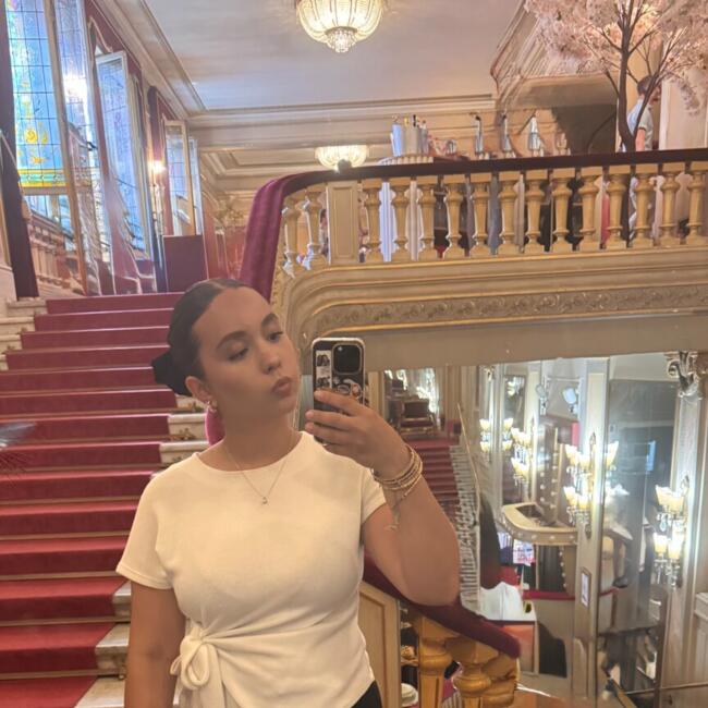 Babysitter in Nice: Aroua