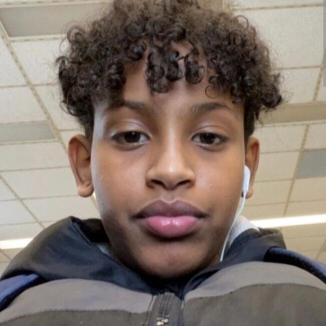 Lastenhoitaja Helsinki: Alex