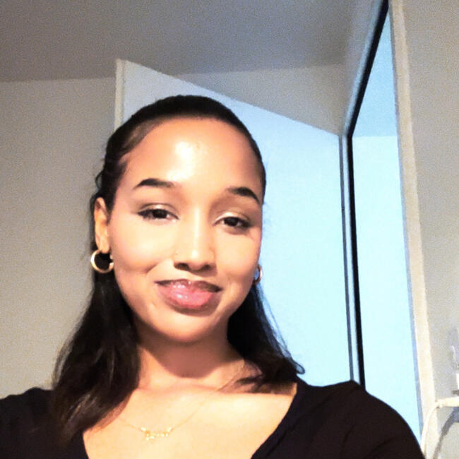 Babysitter a Regensdorf: Munira