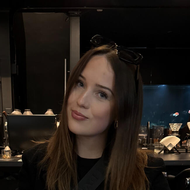 Babysitter in Auckland: Emma