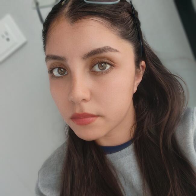 Babysitter in Dublin: Angélica Cervantes Zamora