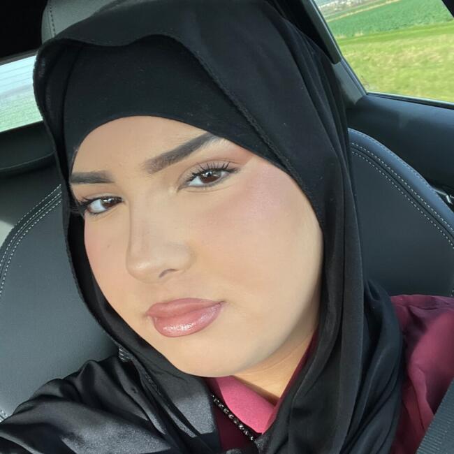 Babysitter in Noisiel: Lila