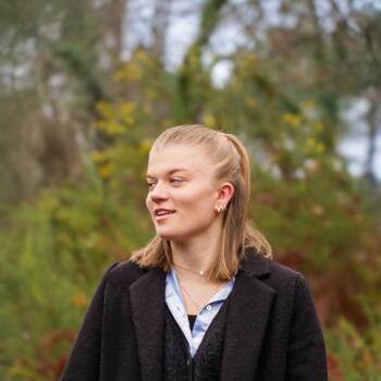 Babysitter in Andernos-les-Bains: Astrid