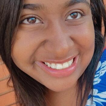 Babysitter in Batatais: Alice