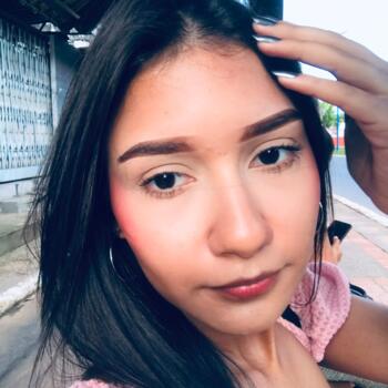 Babysitter in Rio Branco: Sarah