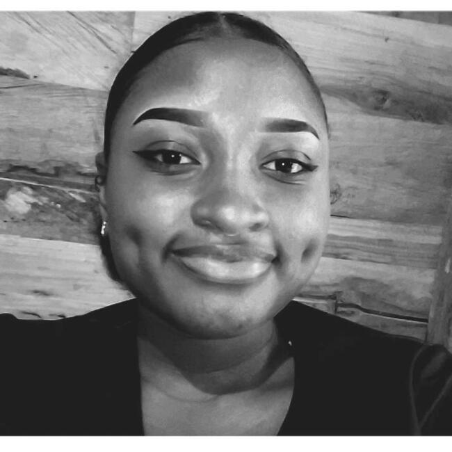 Babysitter in Guayaquil: Sarai Rentería