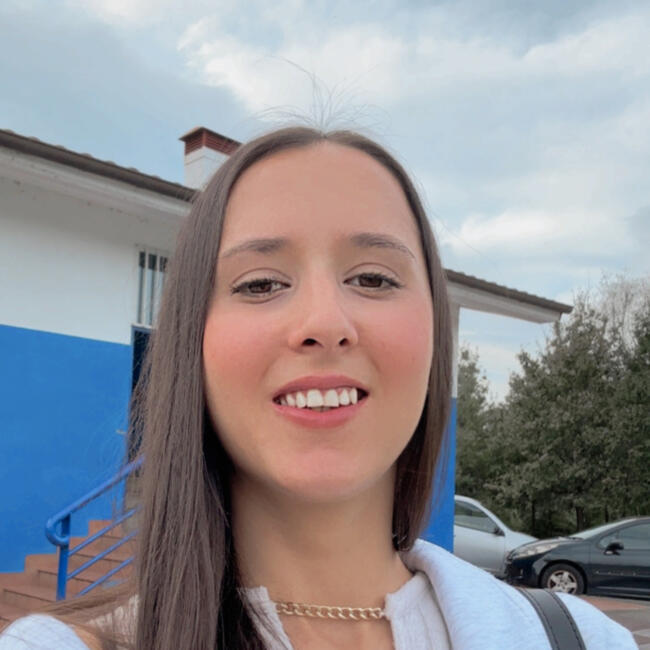 Babysitter in Santurtzi: Nerea